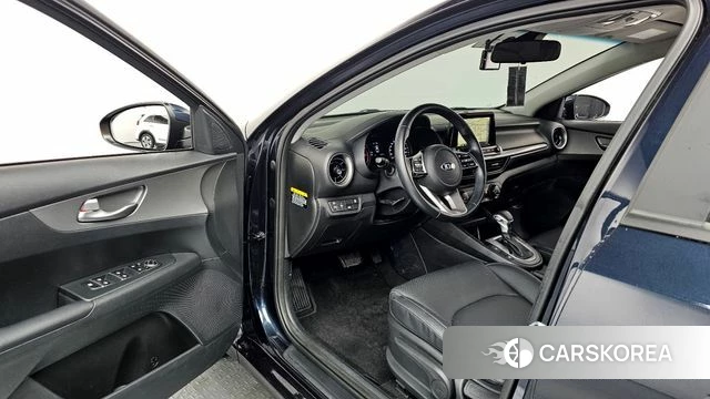 Kia Come New K3 id 3911075 из Кореи 20