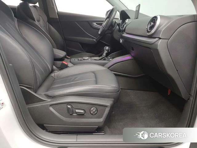 Audi Q2L id 4276683 из Китая 30