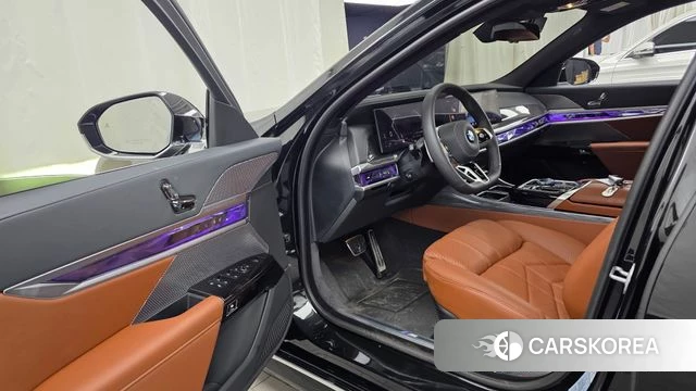 BMW 7 Series (G70) id 4681329 из Кореи 36