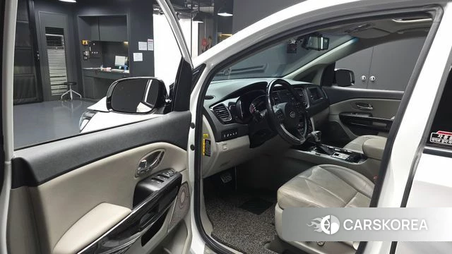 Kia The New Carnival id 4446871 из Кореи 36