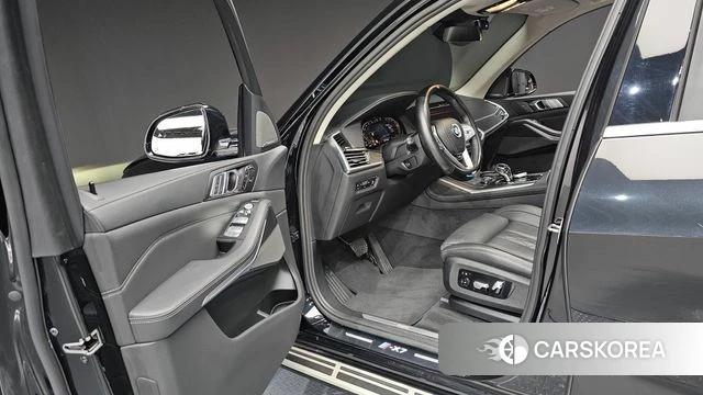 BMW X7 (G07) id 4511409 из Кореи 31