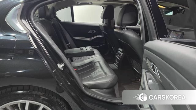 BMW 3 Series (G20) id 4202802 из Кореи 32