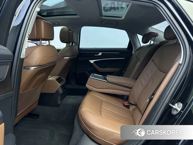 Audi A6L id 4301557 из Китая 23