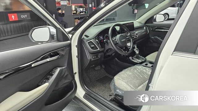 Kia Seltos id 4267999 из Кореи 31