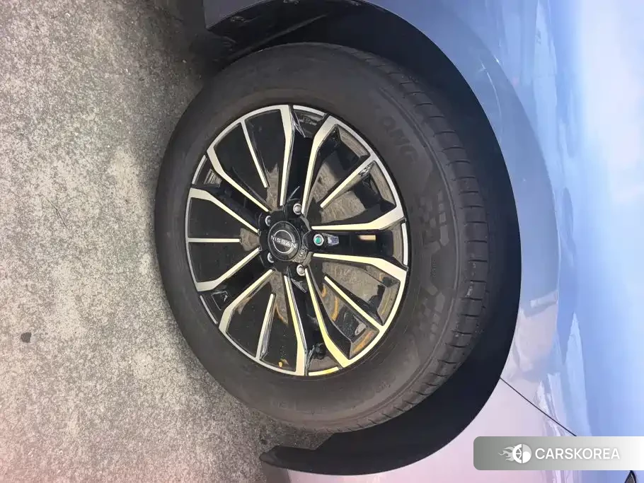 Nissan N6 id 4674304 из Китая 16