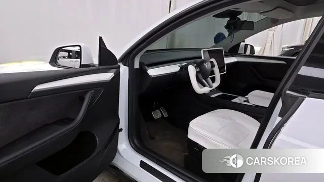 Tesla Model Y id 3606066 из Кореи 20