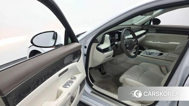 Genesis G90 (RS4) id 3934835 из Кореи 20