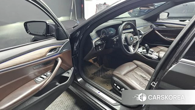BMW 5 Series (G30) id 4604910 из Кореи 20