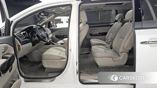 Kia The New Carnival id 3661575 из Кореи 20