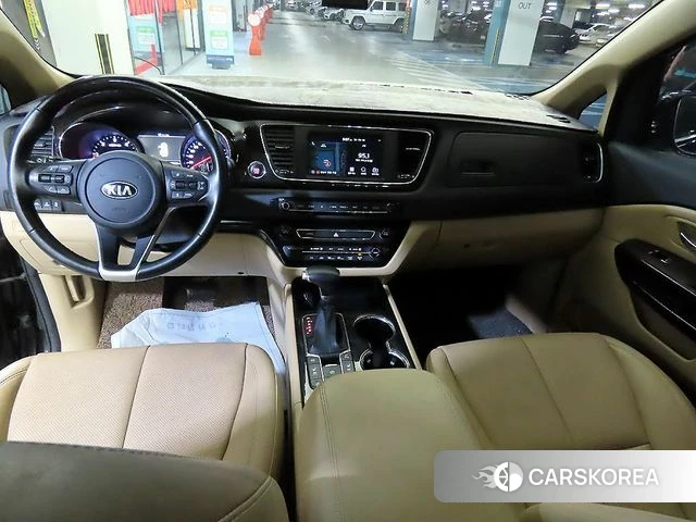 Kia The New Carnival id 4285896 из Кореи 20