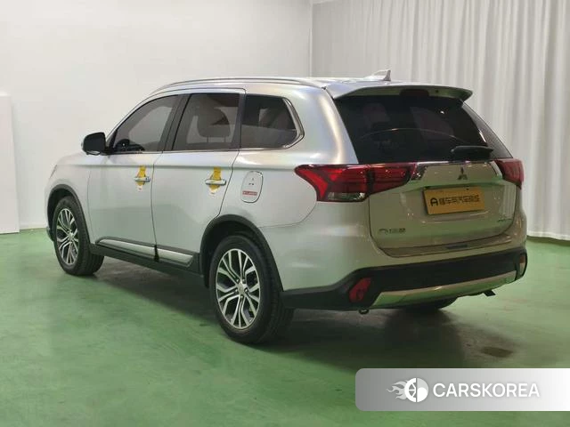 Mitsubishi  Outlander id 4210171 из Китая 20