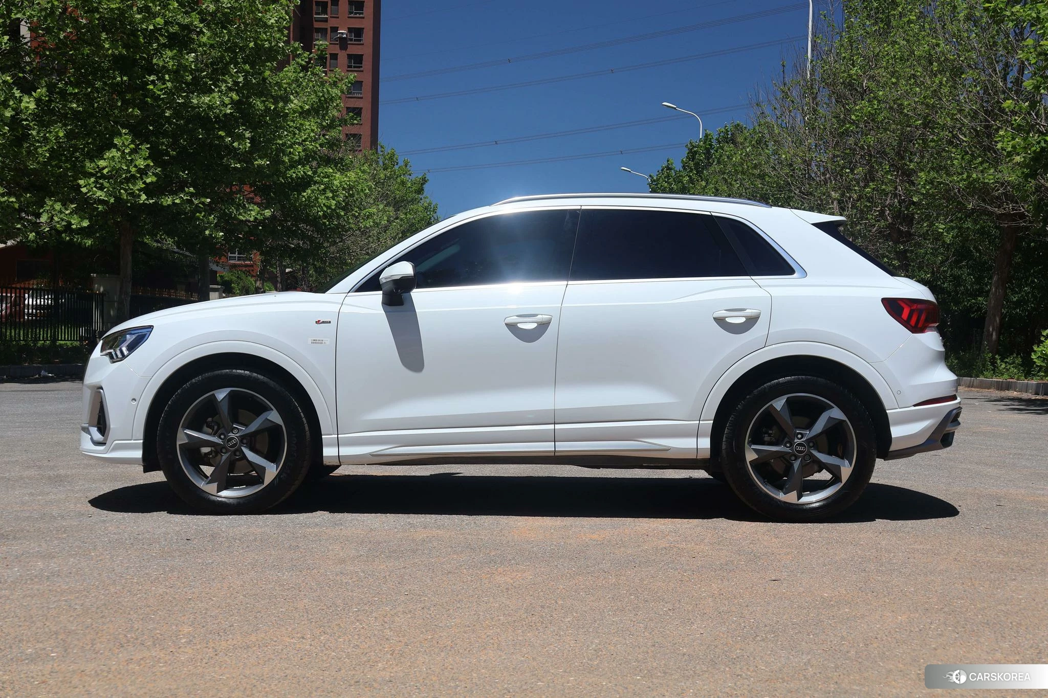 Audi Q3 id 4479242 из Китая 19