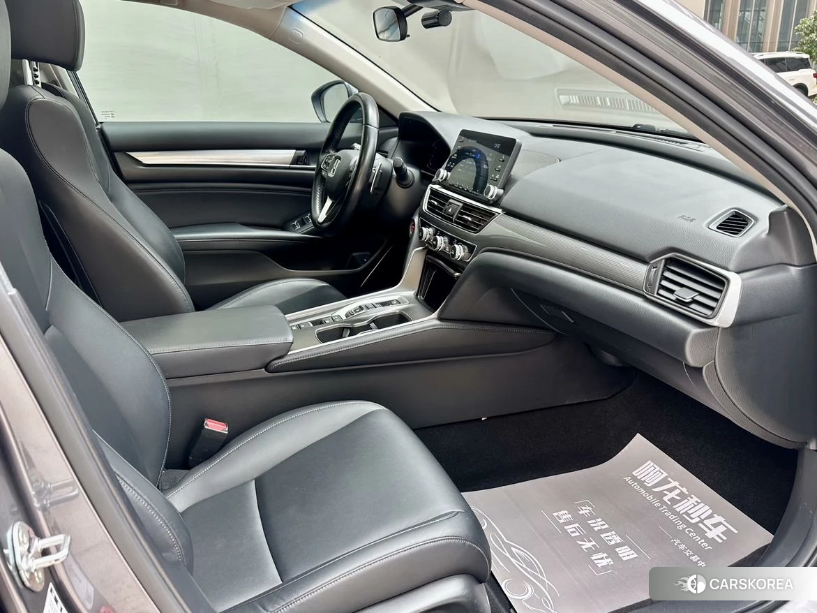 Honda Accord id 4413185 из Китая 23