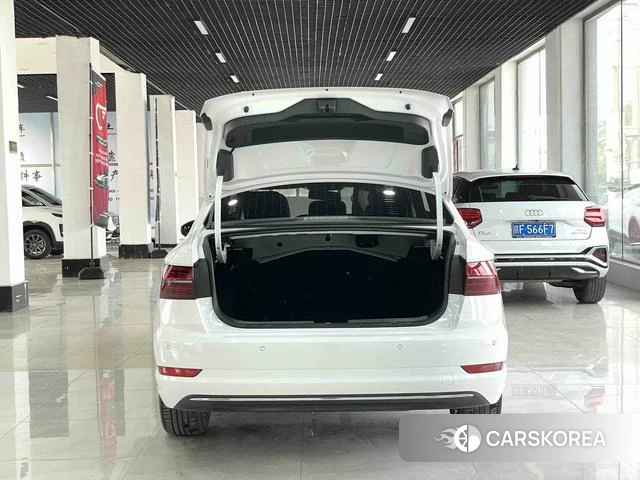 Volkswagen Sagitar id 4367453 из Китая 19