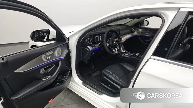 Mercedes-Benz E-Class W213 id 2976971 из Кореи 20