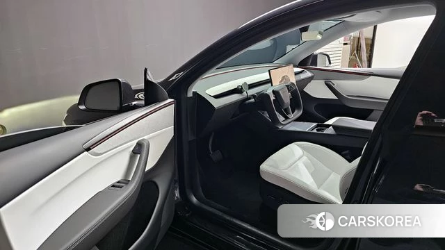 Tesla Model Y id 3831254 из Кореи 20