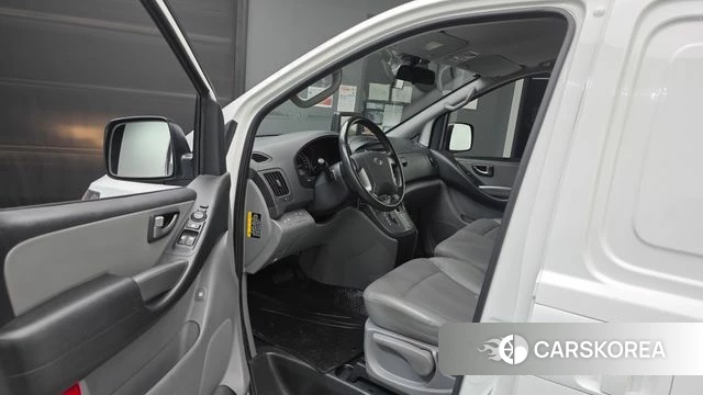 Hyundai The New Grand Starex id 3796113 из Кореи 20