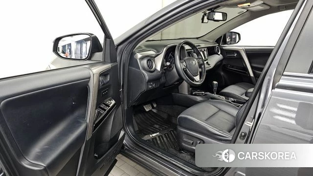 Toyota RAV4 id 4694099 из Кореи 20