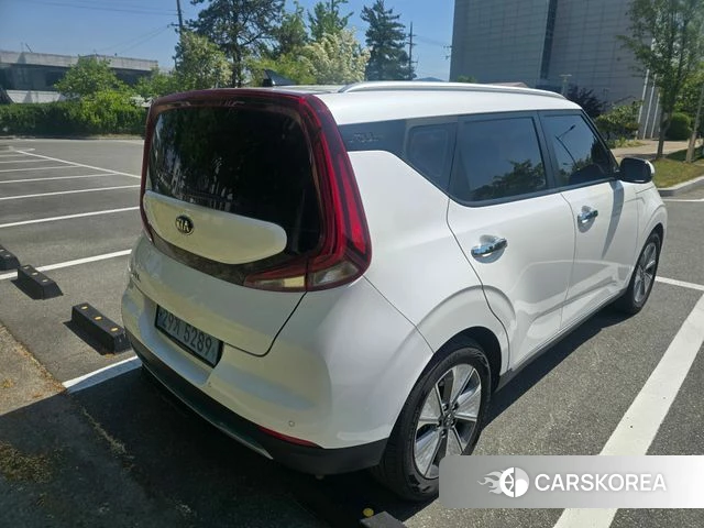 Kia Soul Booster EV id 4325365 из Кореи 17