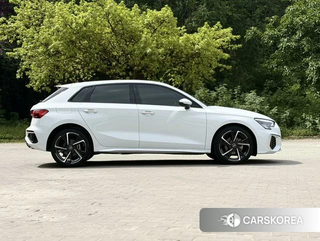 Audi A3 id 4328621 из Китая 28