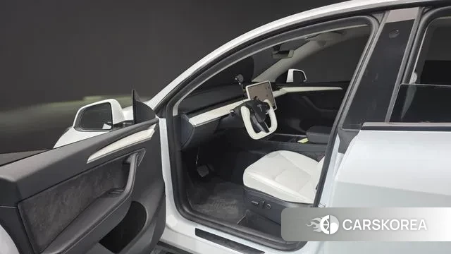 Tesla Model Y id 3289209 из Кореи 20