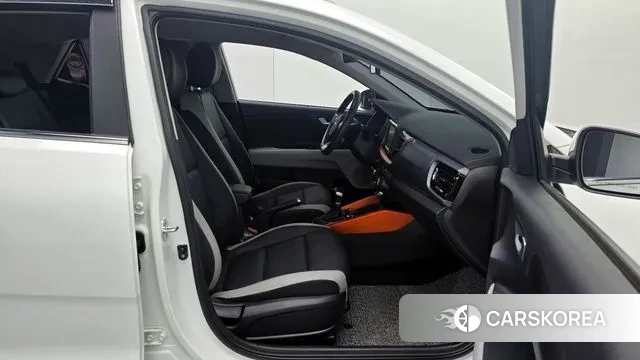 Kia Stonic id 3556975 из Кореи 20