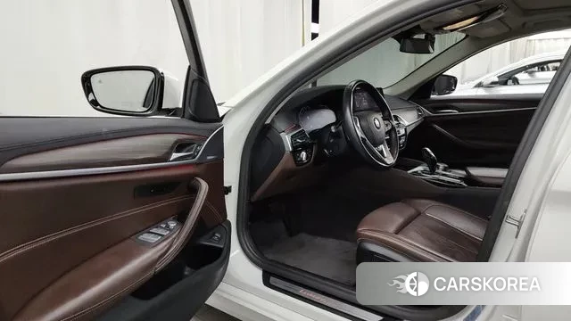 BMW 5 Series (G30) id 3454456 из Кореи 20