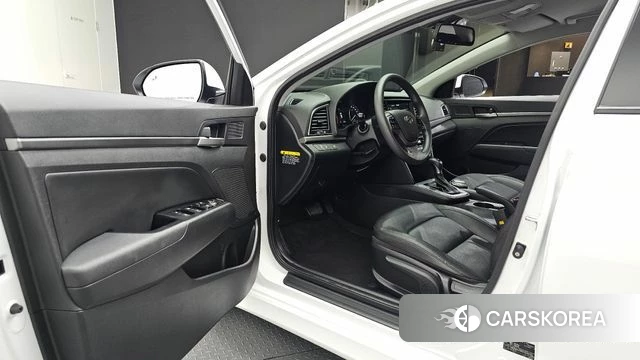 Hyundai Avante AD id 4856496 из Кореи 31