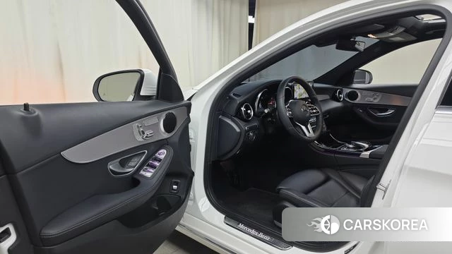 Mercedes-Benz C-Class W205 id 4637308 из Кореи 32