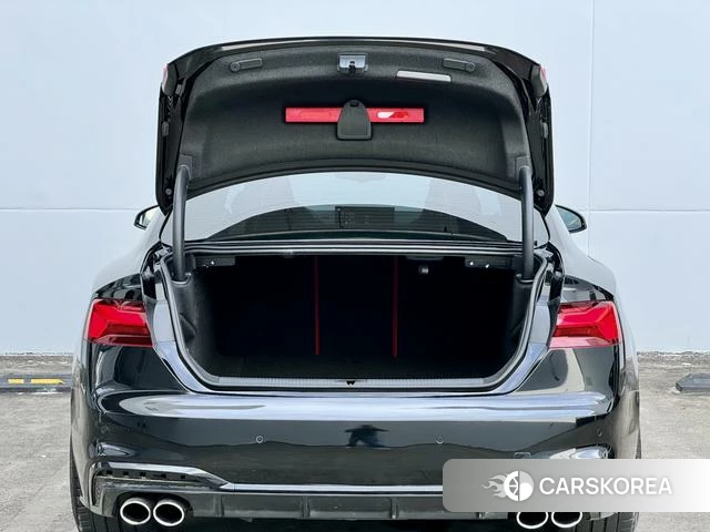 Audi S5 id 4368111 из Китая 17