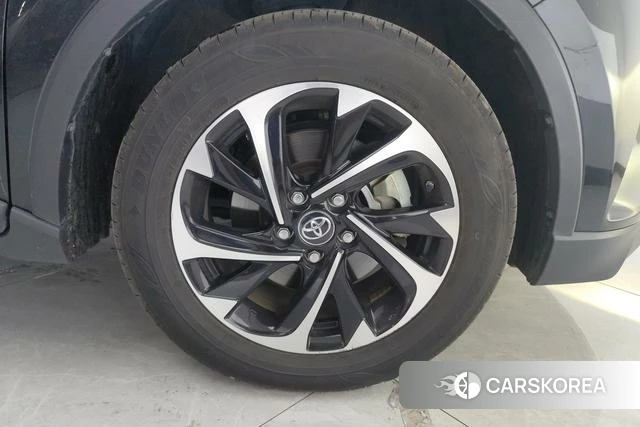 Toyota IZOA id 4273033 из Китая 17