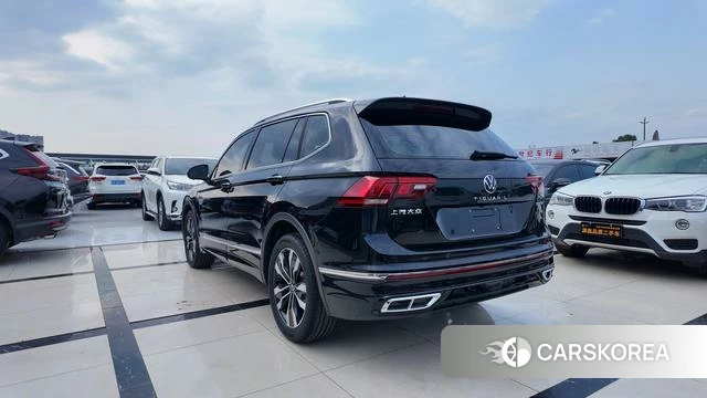 Volkswagen Tiguan L id 4359575 из Китая 12