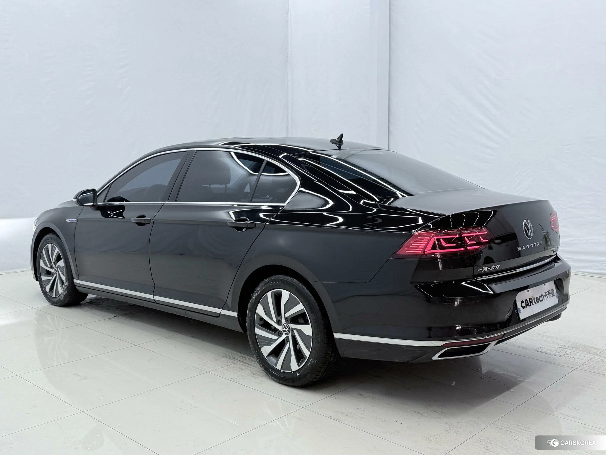 Volkswagen Magotan PHEV id 4407587 из Китая 16