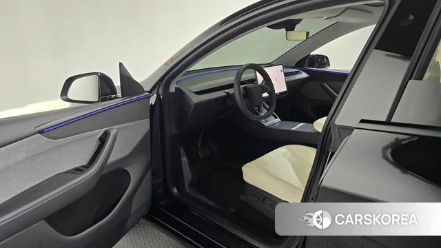 Tesla Model Y id 4523089 из Кореи 37