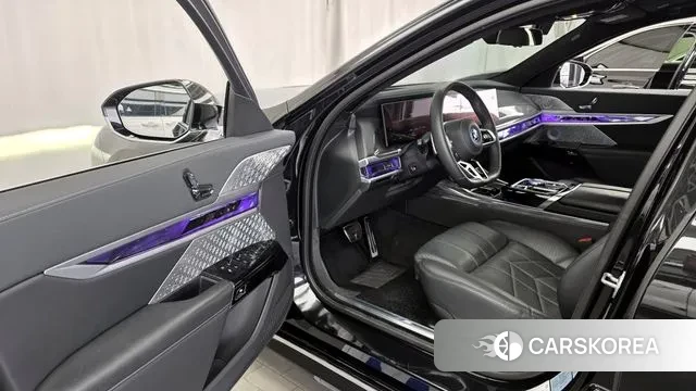 BMW i7 (G70) id 3310505 из Кореи 20