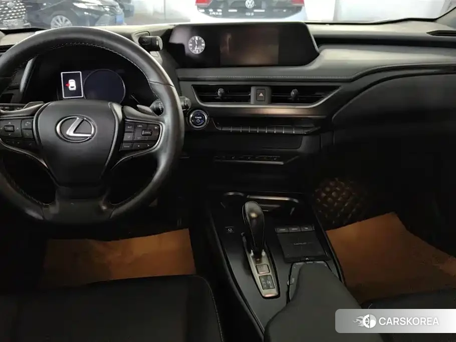Lexus UX New Energy id 4539084 из Китая 16