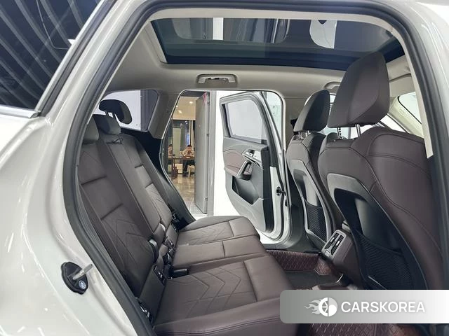 BMW X1 id 4333847 из Китая 19