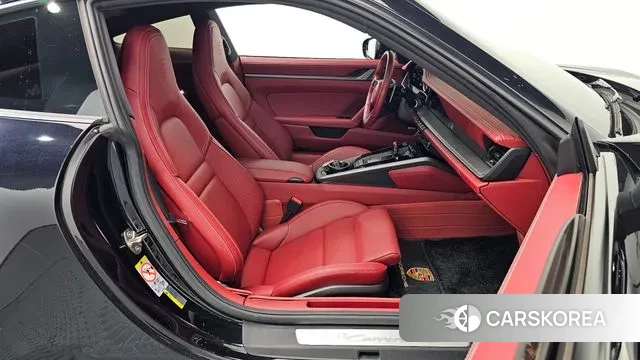 Porsche 911(992) id 3147186 из Кореи 20