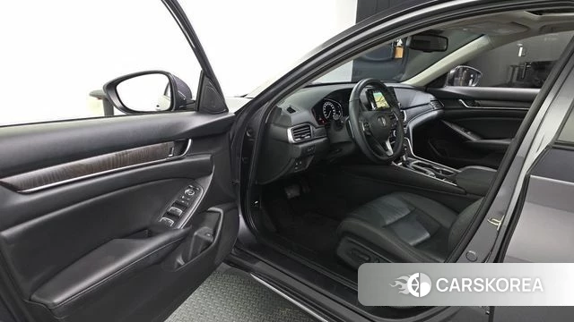 Honda Accord 10th Generation id 4356701 из Кореи 33