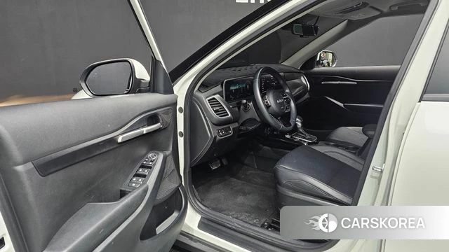 Kia The New Seltos id 4201606 из Кореи 30