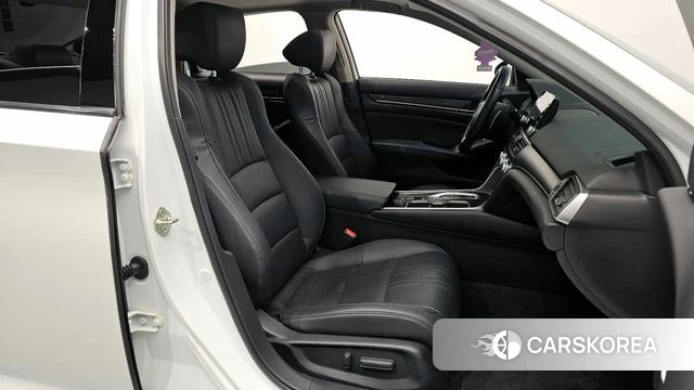 Honda Accord 10th Generation id 3873619 из Кореи 20