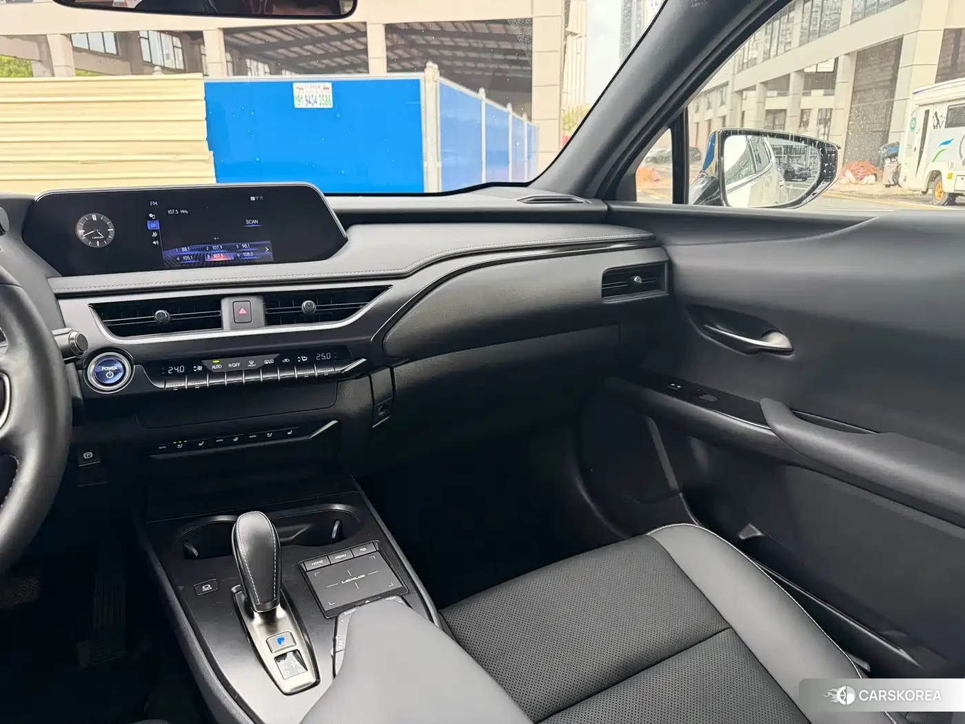 Lexus UX id 4627991 из Китая 13