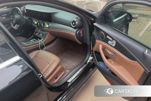 Mercedes-Benz E-class id 4299569 из Китая 17