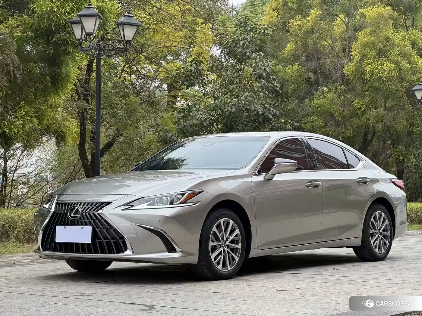 Lexus ES id 4664414 из Китая 12