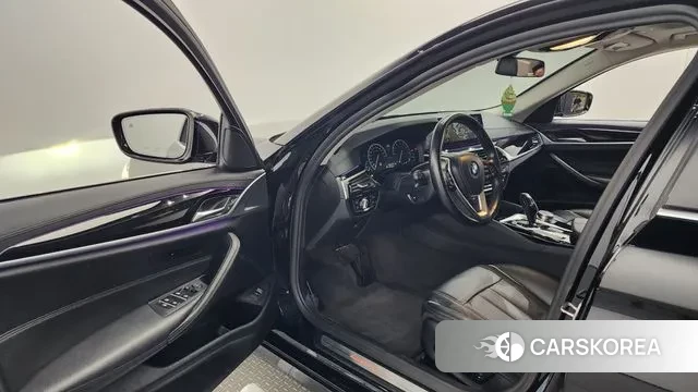 BMW 5 Series (G30) id 2995330 из Кореи 20