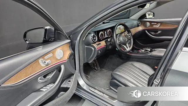 Mercedes-Benz E-Class W213 id 3429041 из Кореи 20