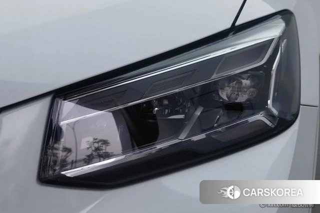 Audi Q2L id 4298140 из Китая 24