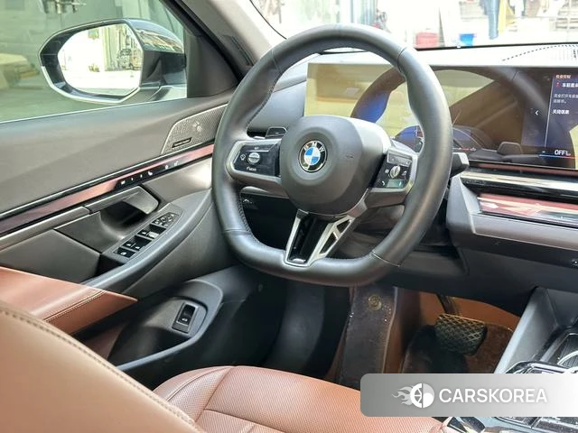 BMW 5 series id 4276730 из Китая 17