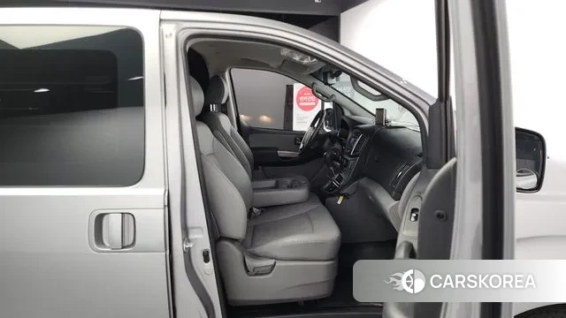 Hyundai The New Grand Starex id 3468916 из Кореи 20