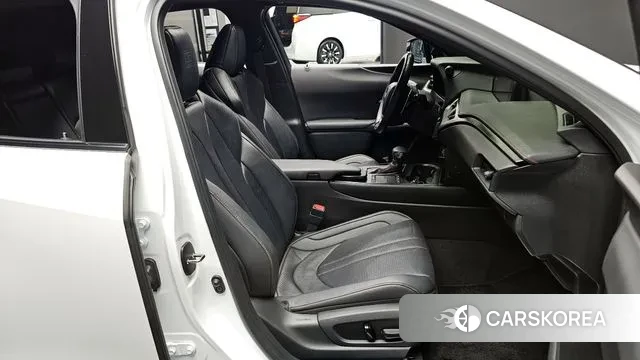 Lexus UX250h id 3484180 из Кореи 20